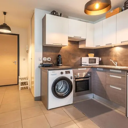 Viraya - Comfortable Flat A Stone's Throw From The Apartamento *