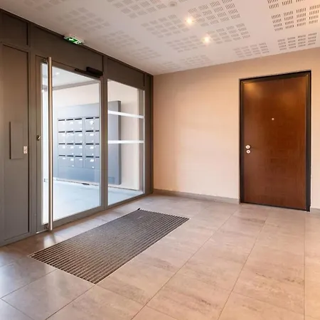 Viraya - Comfortable Flat A Stone's Throw From The *